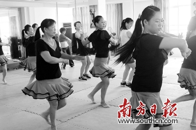 中国广州网 - 盘古王民俗文化节下周五举行 30
